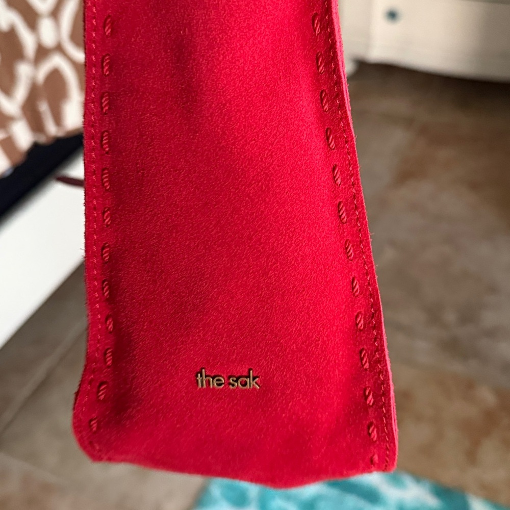 The Sak Los Feliz Scarlet Red Suede Hobo Bag Handbag Purse - Picture 9 of 16